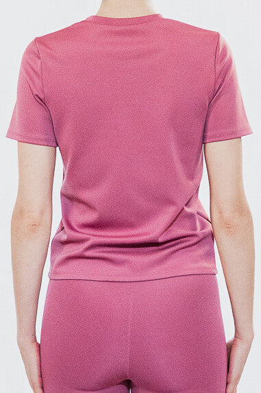 Pink textured t-shirt with short sleeves (person)