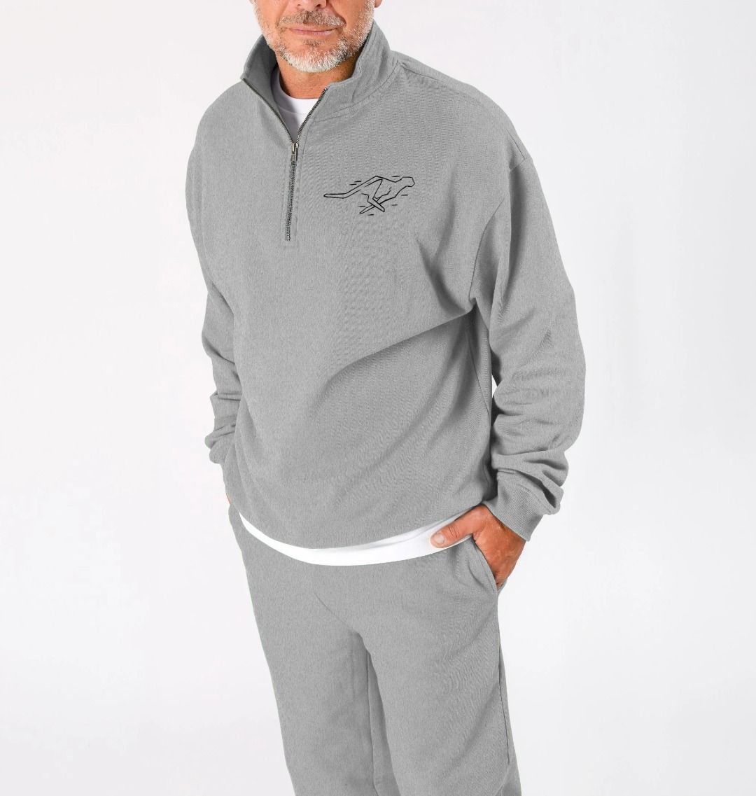 Gray fleece tracksuit with quarter-zip and logo (person)