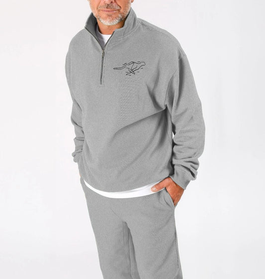 Gray fleece tracksuit with quarter-zip and logo (person)